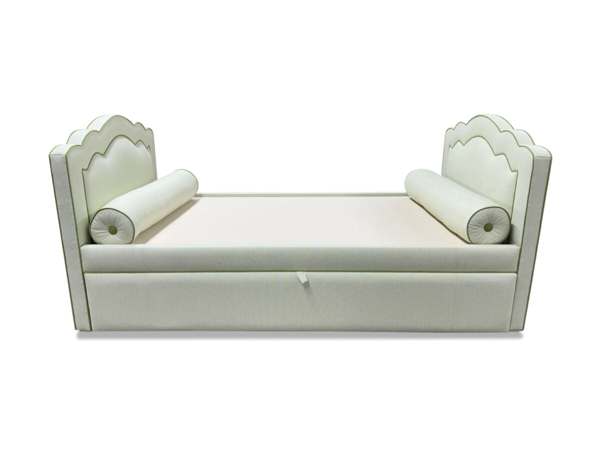 Letty Scalloped Daybed