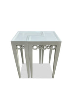 Daisy Dovetailing Tables