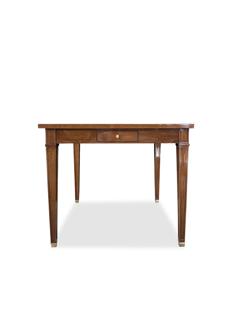 Cindy Game Table