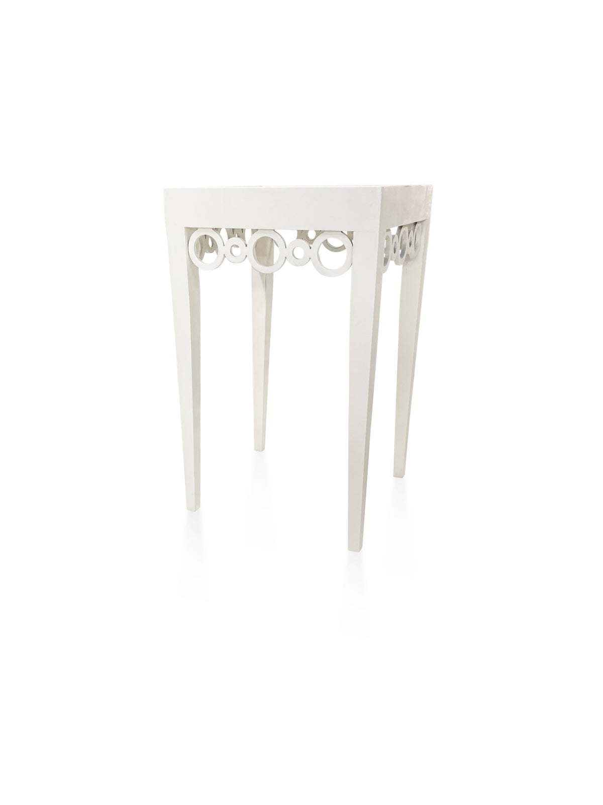 Daisy Dovetailing Tables