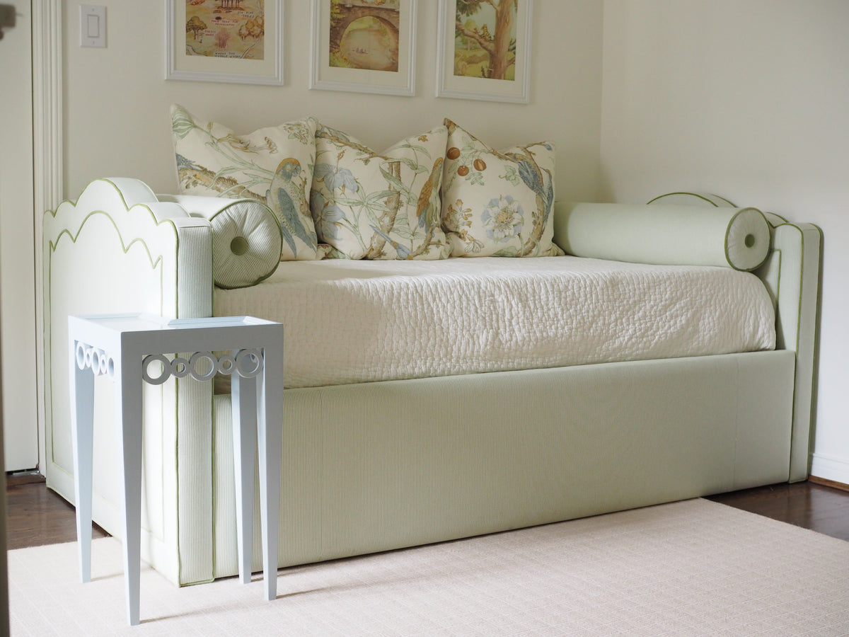 Letty Scalloped Daybed