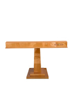 Alex Game Table
