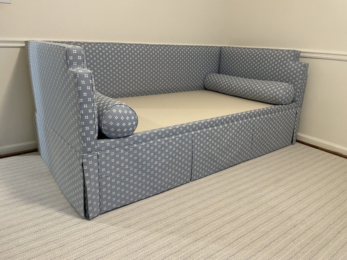 Monticello Daybed