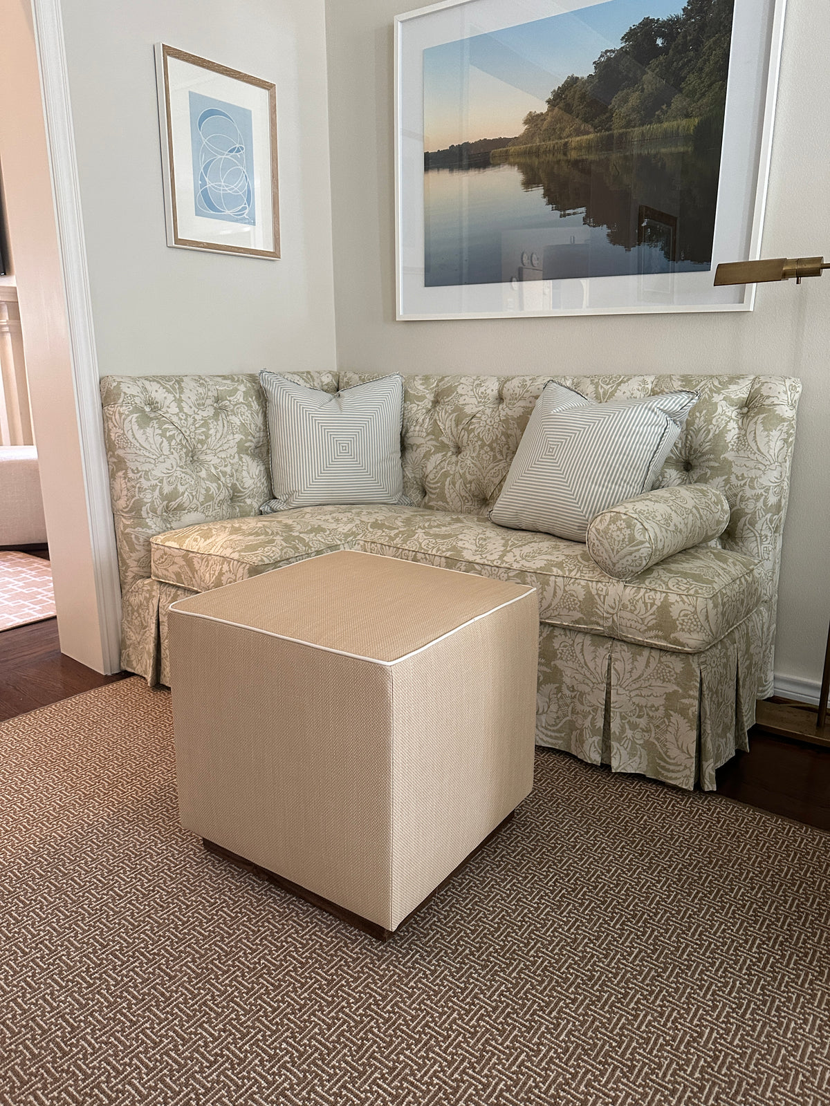 Lorraine Banquette