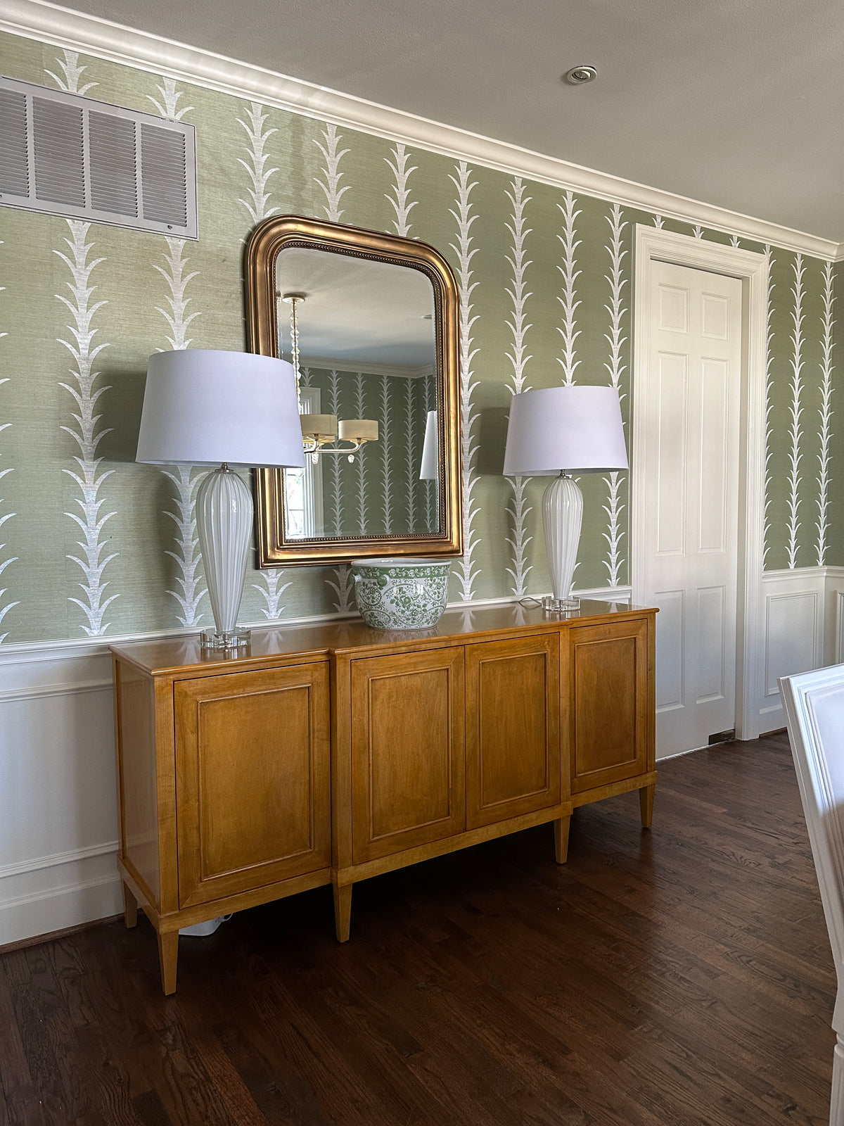 Becker Cabinet