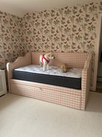 Ali Scalloped Daybed
